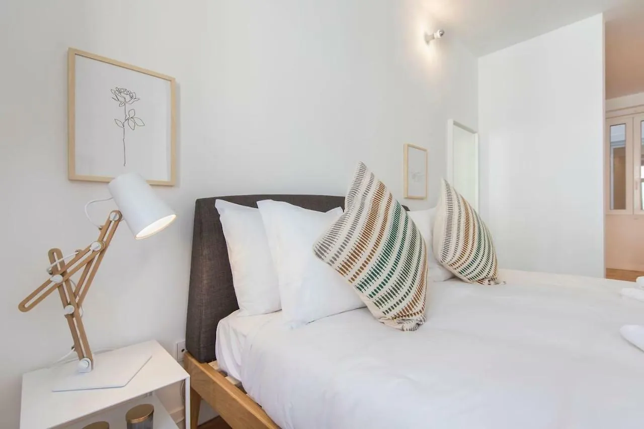 Lovelystay - Wide & Bright 4 Families Lisboa