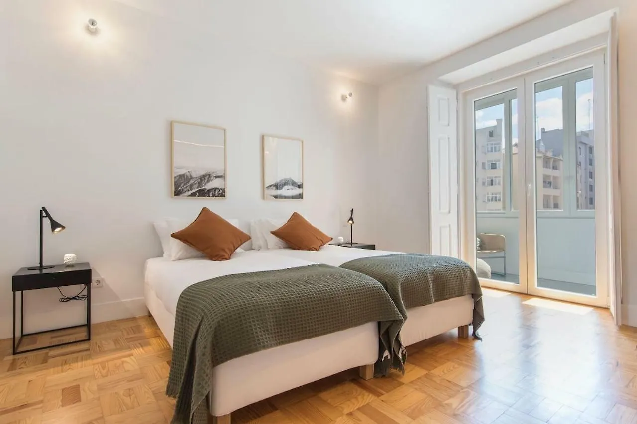 Apartment Lovelystay - Wide & Bright 4 Families Lisbon